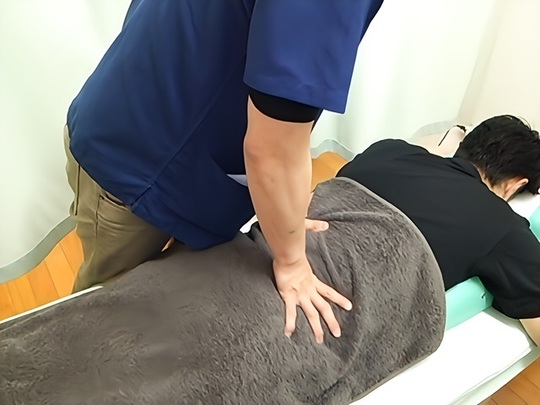 練馬区で「腰痛」に特化した整骨院なら江古田の整骨院 - 手塚接骨院 